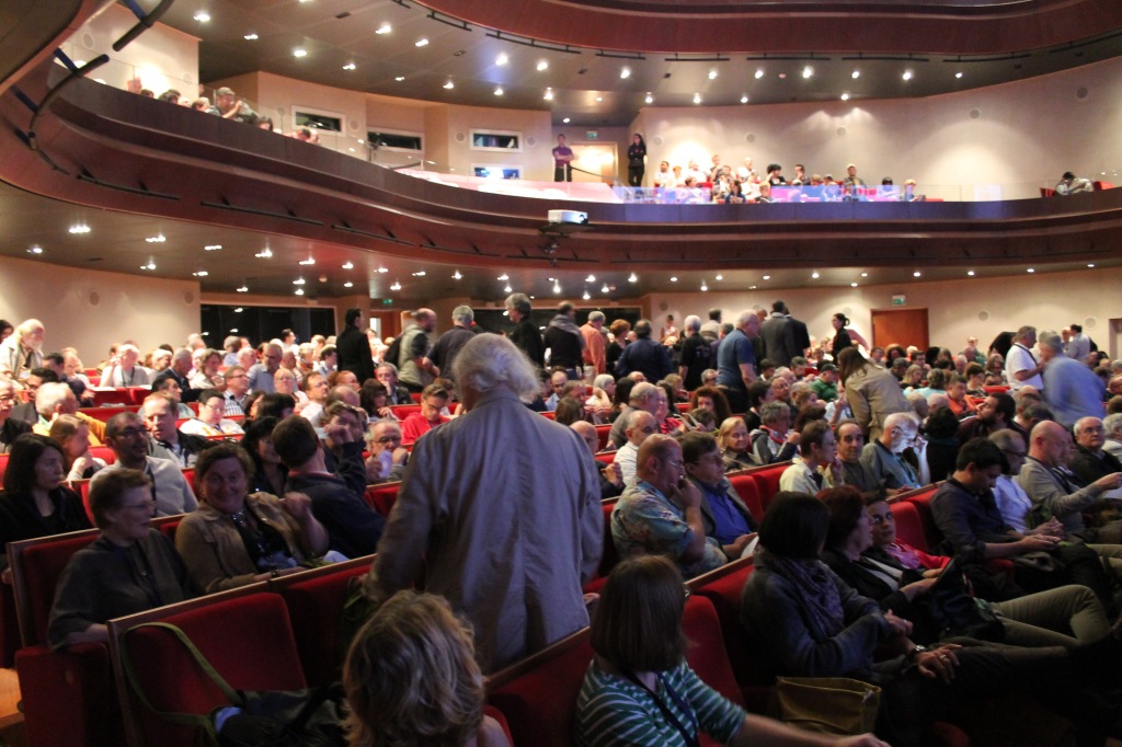 Getting seated for Lang's five hour Die Nibelungen (193=24)